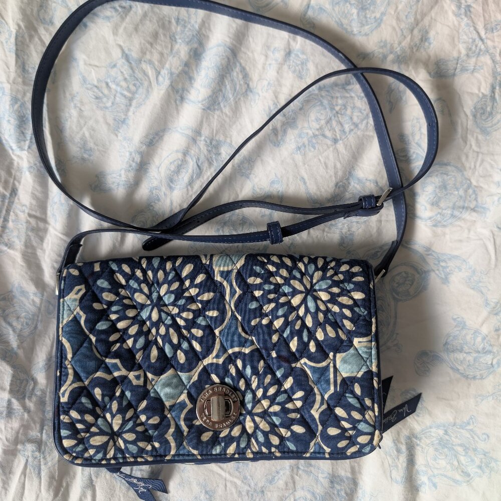 3/$30 Vera Bradley Cross body purse - blue floral